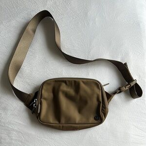 Lululemon Everywhere Belt Bag Large 2L
